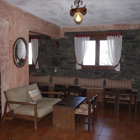 Faris Hotel Xirokampi Екстер'єр фото