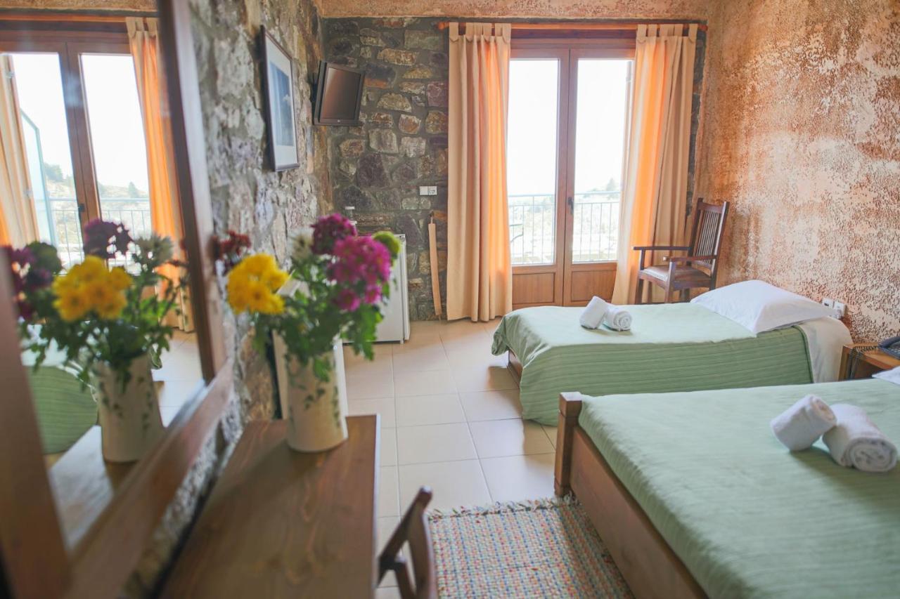 Faris Hotel Xirokampi Екстер'єр фото