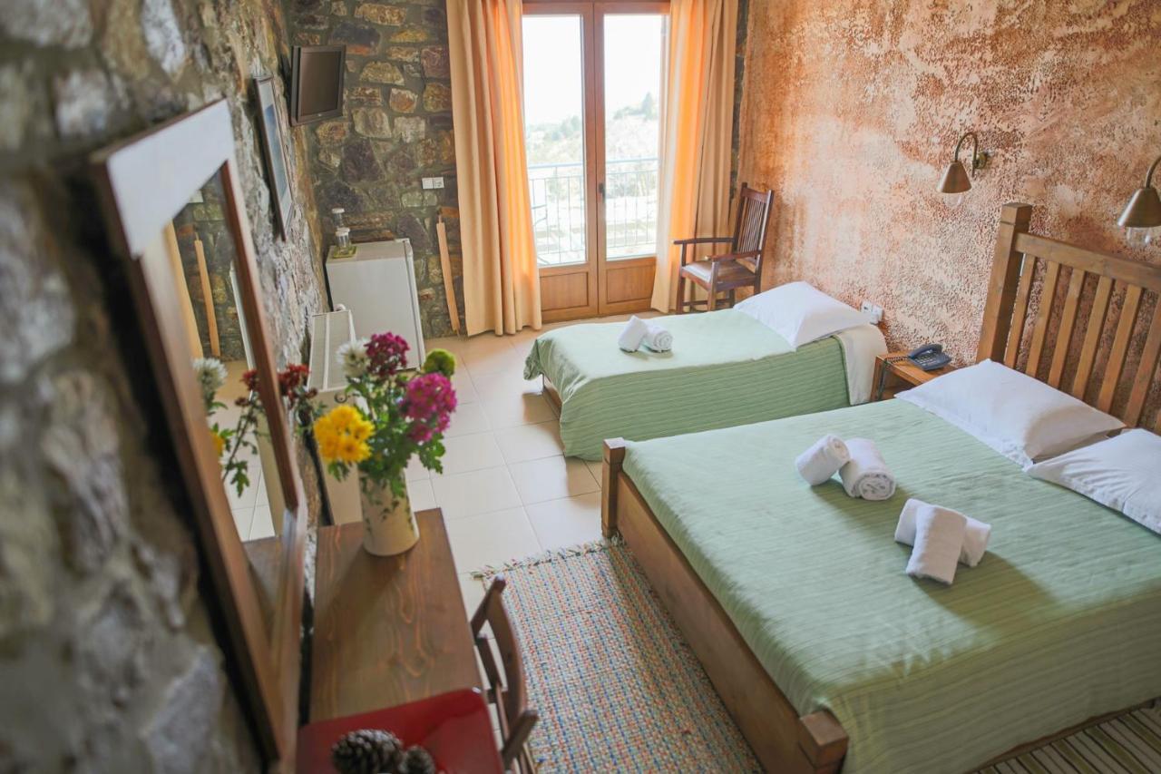 Faris Hotel Xirokampi Екстер'єр фото