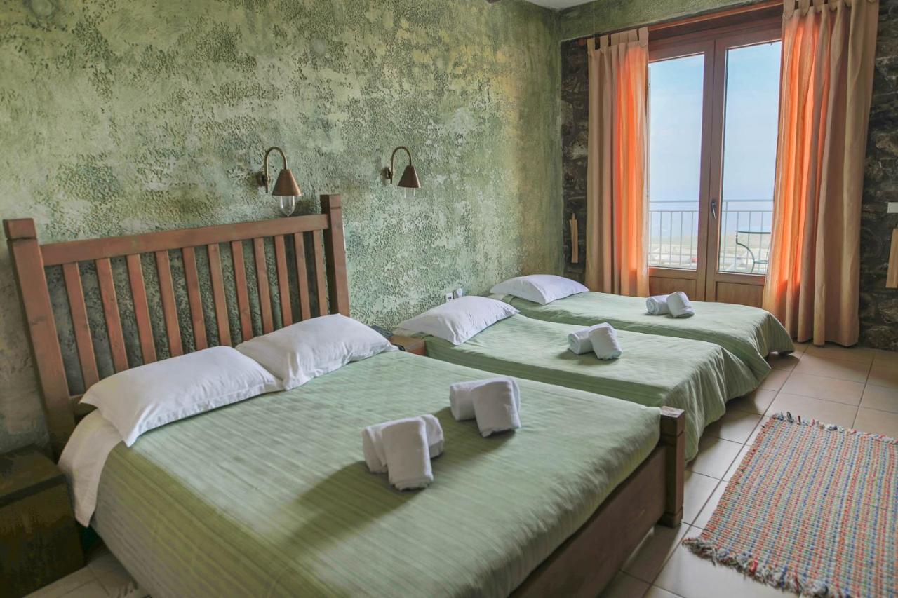 Faris Hotel Xirokampi Екстер'єр фото