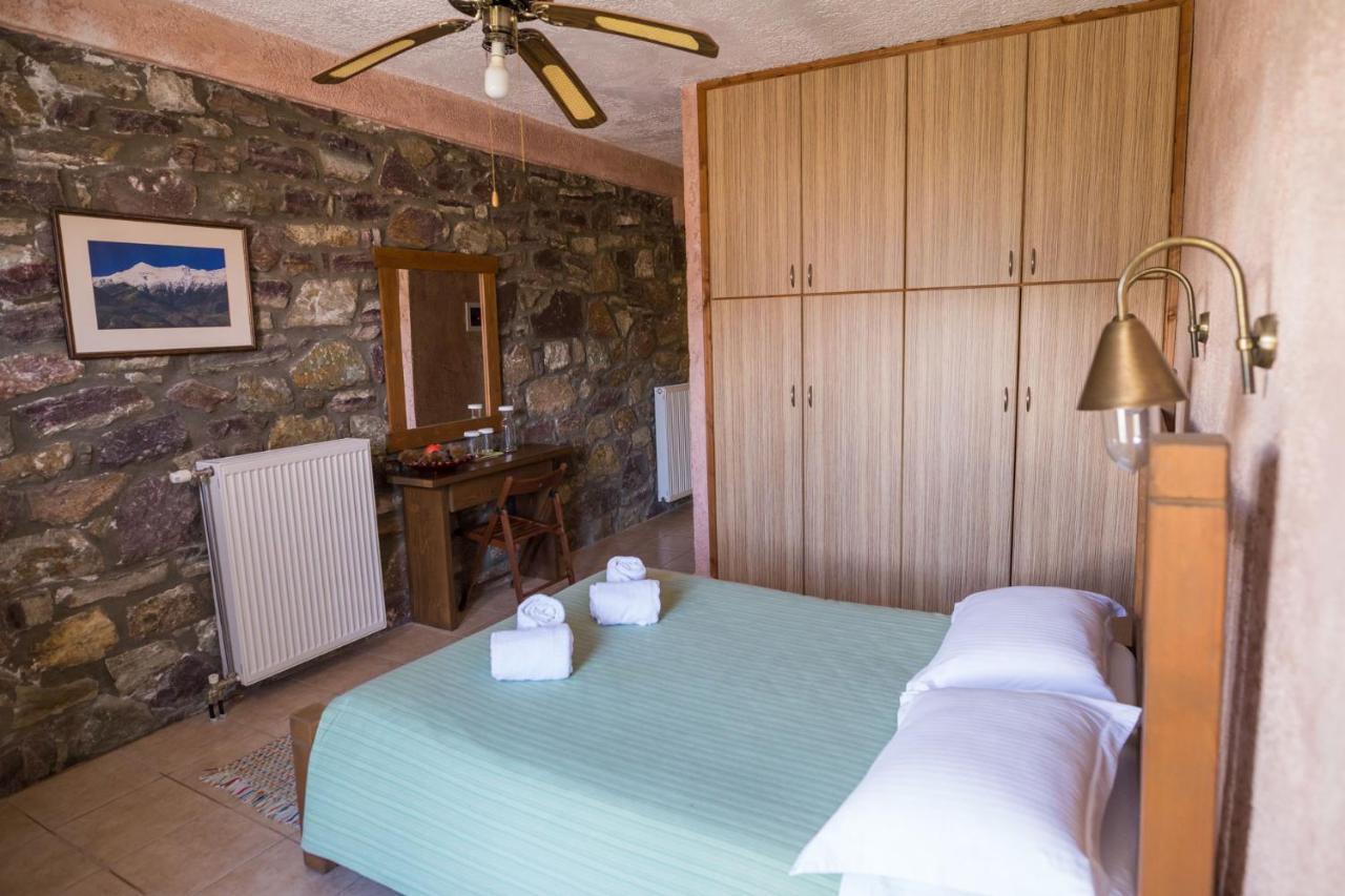 Faris Hotel Xirokampi Екстер'єр фото